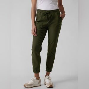 ATHLETA Olive Green Farallon Jogger Pants Women’s Size Small
